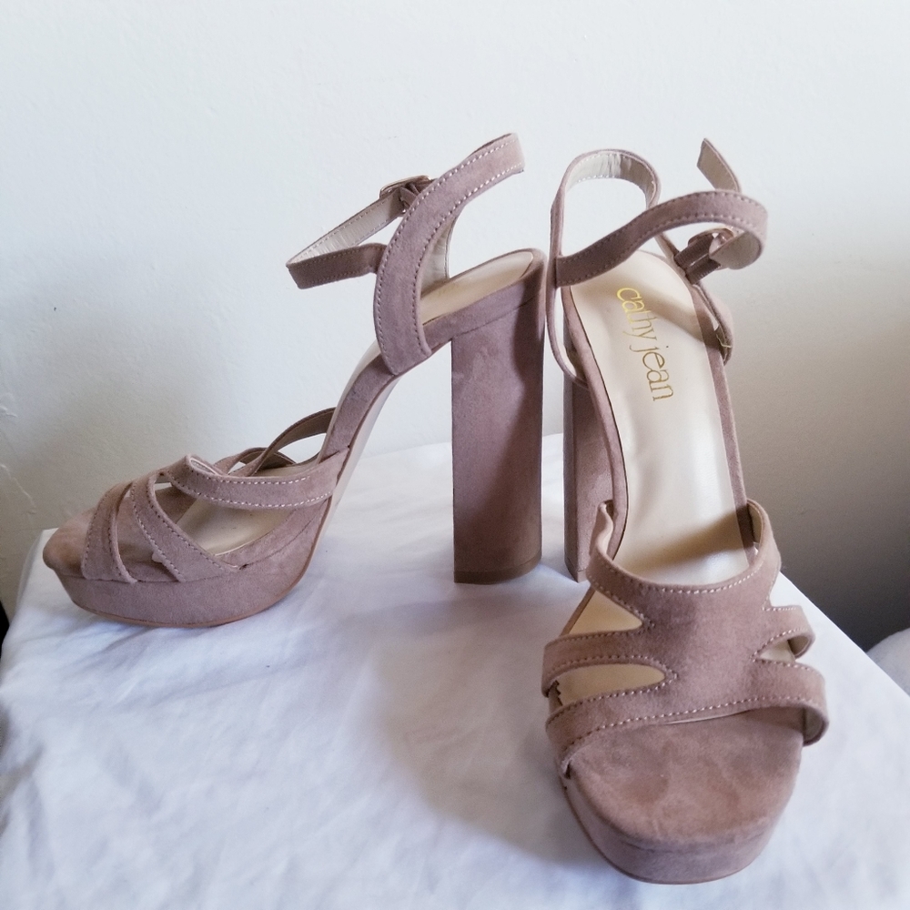 Beige Target Heels Size 7